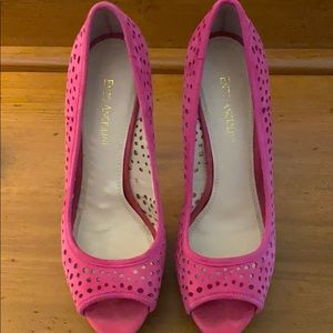 Ladies pink platform heels sz 8 1/2 M